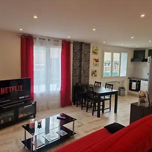  Appartement Superbe 2 Pieces - Riviera Des Alpes - Parking Gratuit